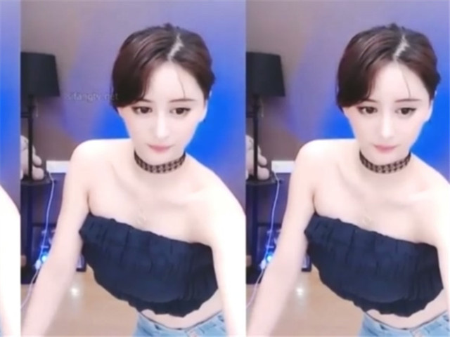 【虎牙主播】高颜值完美身材【中国蓝-月月王】妩媚舞蹈