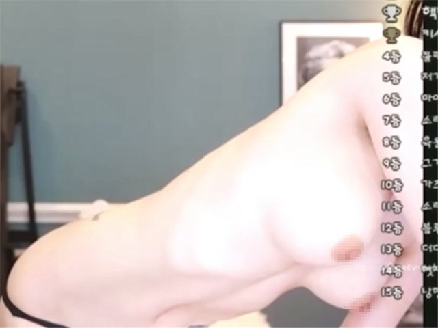 极品裸舞⑮【索拉】劲爆诱惑激情裸舞 女主漂亮+气质+性感 