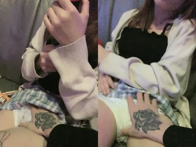 小伙约KTV公主K歌, 受不了就在厕所口交