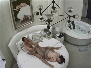 听对话好像是漂亮的小学美女老师和学生家长偷情