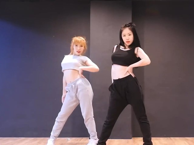 韩国舞蹈队waveya热舞 女子双人扭腰热舞