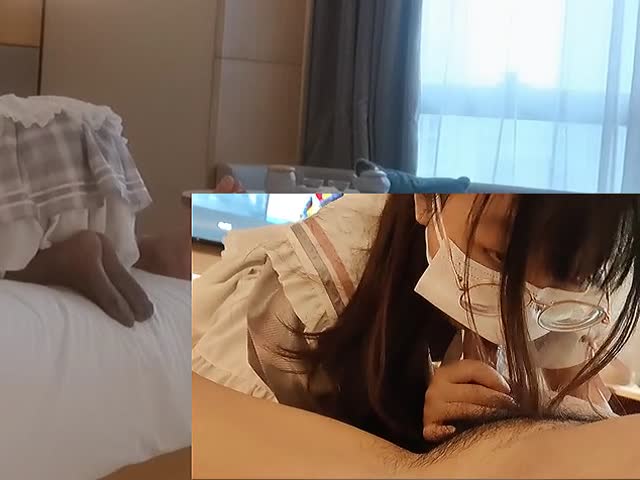 露脸COSER极品反差婊