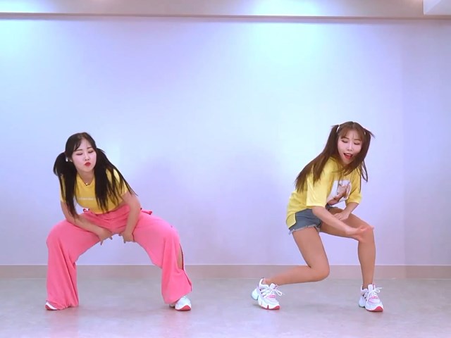 韩国舞蹈队waveya热舞 女子双人扭腰热舞