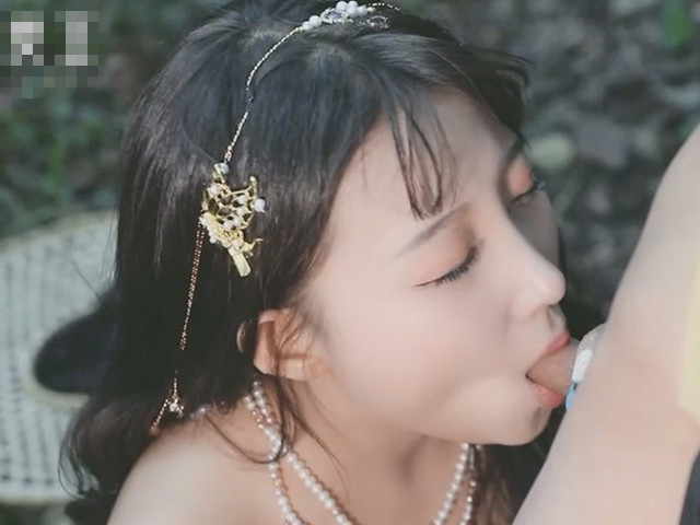 MAD-022野性欢愉-穆雪