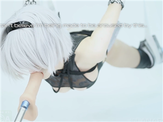 机械纪元COS装妹子装绳子捆绑弔着