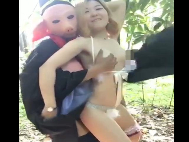 大波网红多多演绎西游记性报复