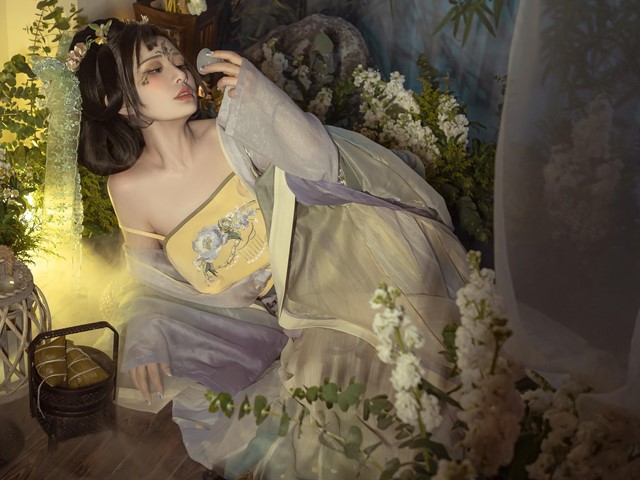 高端ACG业界女神▌喵小吉▌端午特辑.涴溪沙