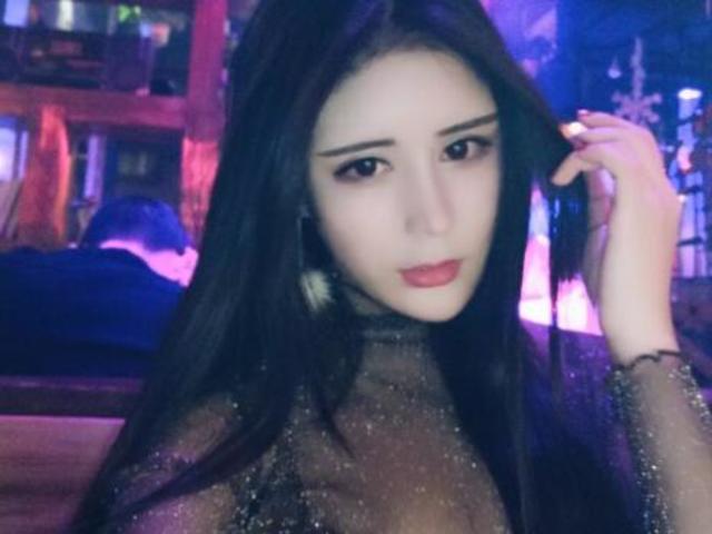 某直播平台美娜酱baby黄播大尺度视频流出