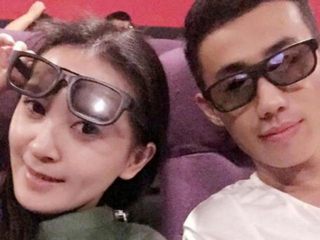 美女国模海伦与摄影师性爱互动私拍流出