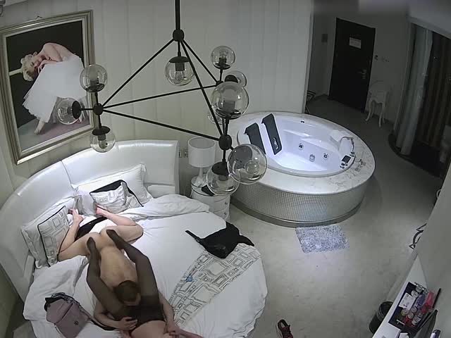 黑丝美少妇和相好酒店偷情