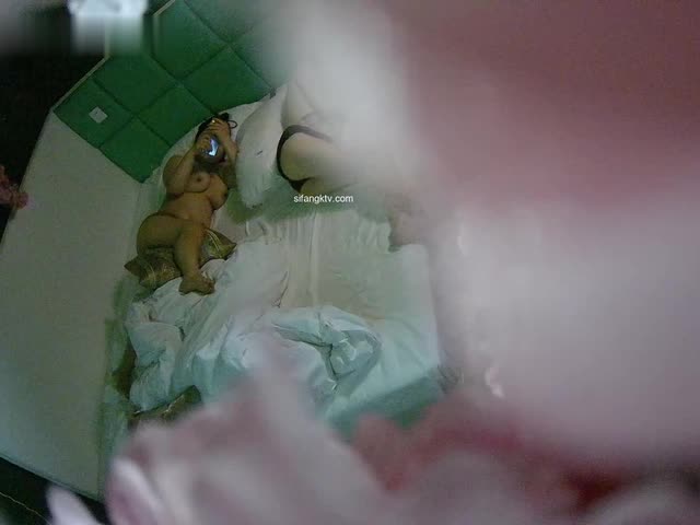 ❤极品闺蜜房中趣事❤闺蜜开房有个特漂亮