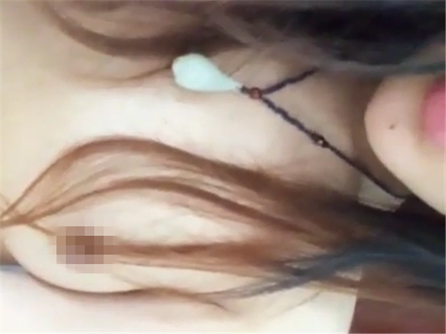 骚逼福利主,自玩喷水