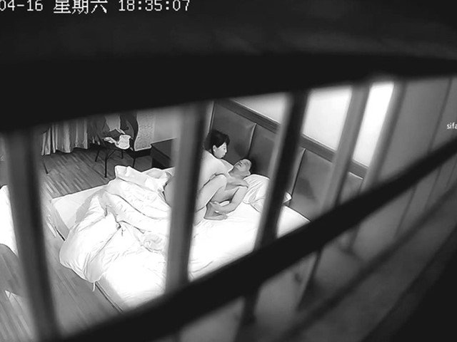 又釣到個短發學生妹