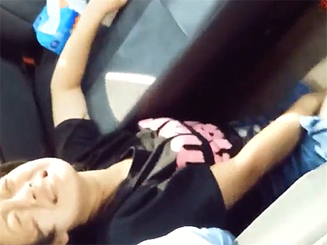 给骚逼点上风油精