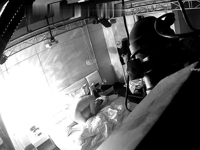 2022新流出精品360酒店工业房偷拍