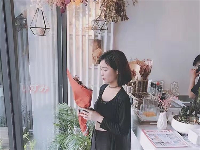 2018收官之作-真实下药迷操高颜值香港嫩模Debby