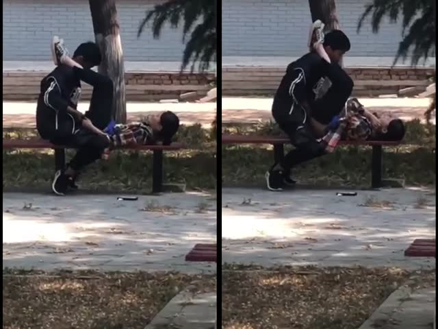 【新瓜】山东cj大学⭐校园凉椅上