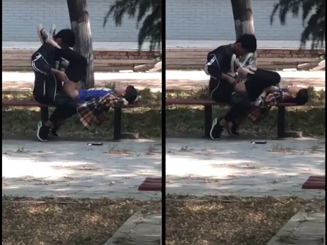 【新瓜】山东cj大学⭐校园凉椅上