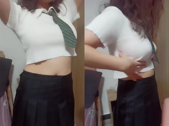 温柔乖巧美女！