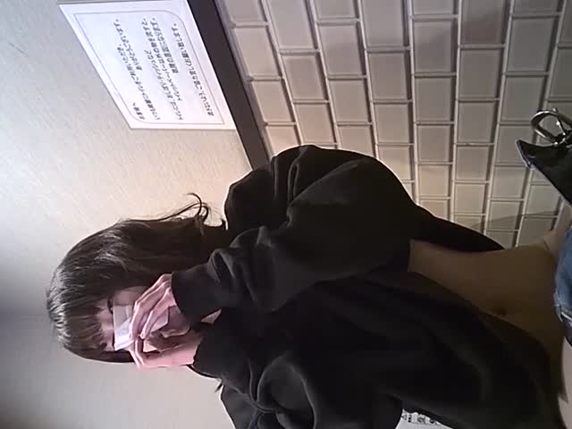 大神潜入办公楼偷拍