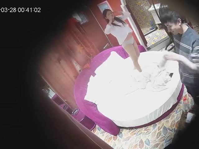 好幾對青年男女激情肉搏年輕人