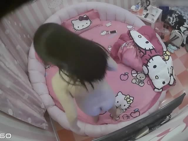 偷拍考完试的情侣开房 