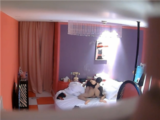 偷拍酒店-风骚女友换成弔带袜勾引男友