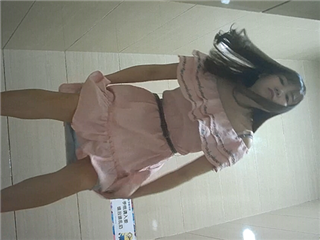 牛人潛入公共女廁精選