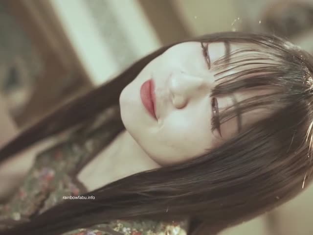 神剧情系列《失恋M字腿》