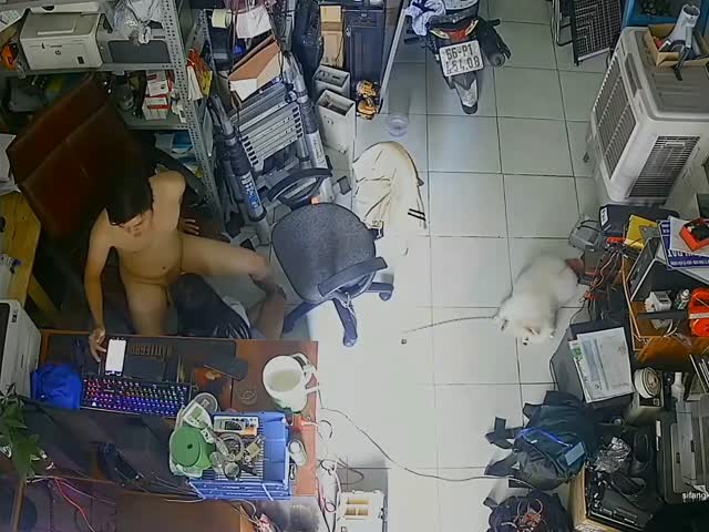 黑客破解攝像頭監控偷拍