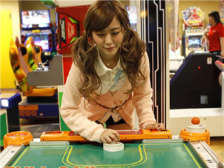 女优界的边缘人，泷川华音