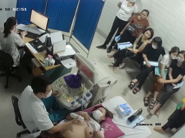 婦科監控攝像頭偷拍