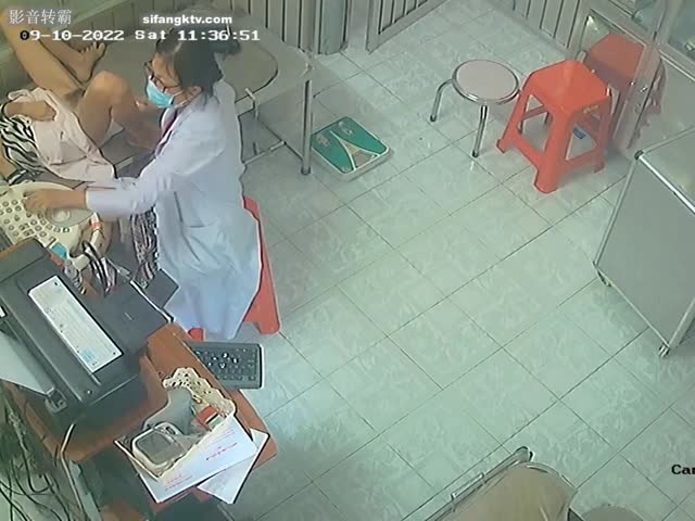 婦科監控攝像頭偷拍