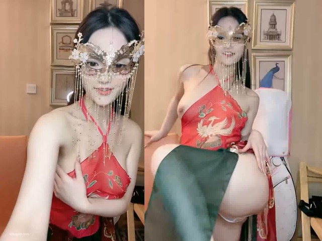 女神【江奈儿】哇~哇~哇~大美女，古代褻衣~肚兜，仙女飘飘
