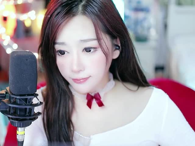 【ST重磅】绝顶人气女神【NANA21】大秀整三点掰穴.大秀录制整合3