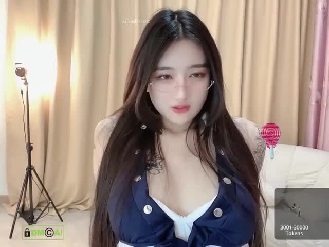 【stripchat精品】人气女神【qing_qq】最新整合大秀直播8