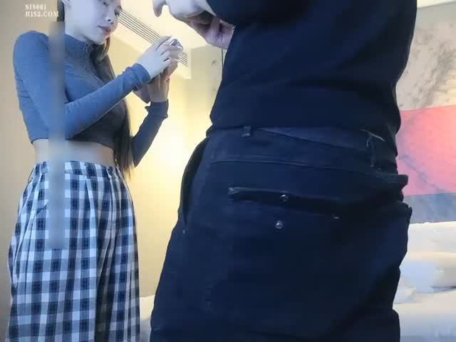 极品御姐一米七五高挑大长腿