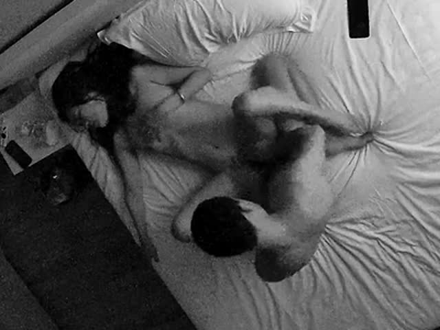 酒店偷拍,宵夜完和模特身材少妇开房醉酒之后的不眠之夜