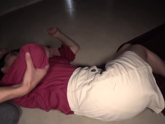 【mj】跟踪迷奸上班族美少女