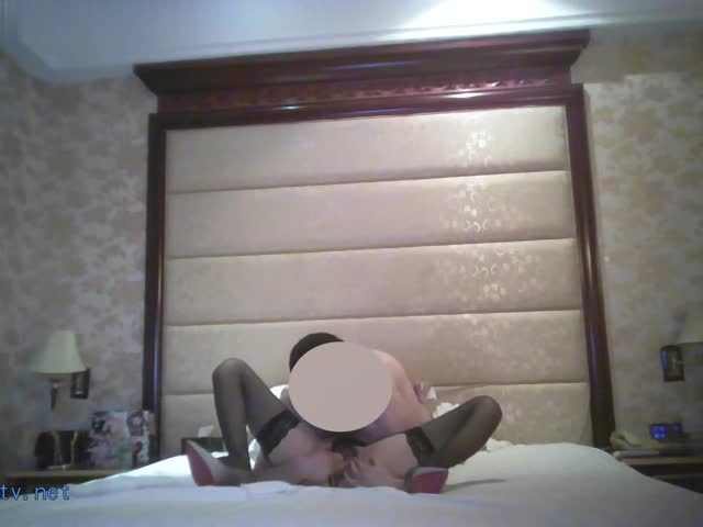 逛会所兼职私钟约炮168cm极品甜美长腿小秘书