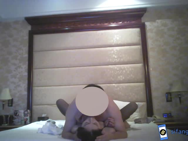 逛会所兼职私钟约炮168cm极品甜美长腿小秘书