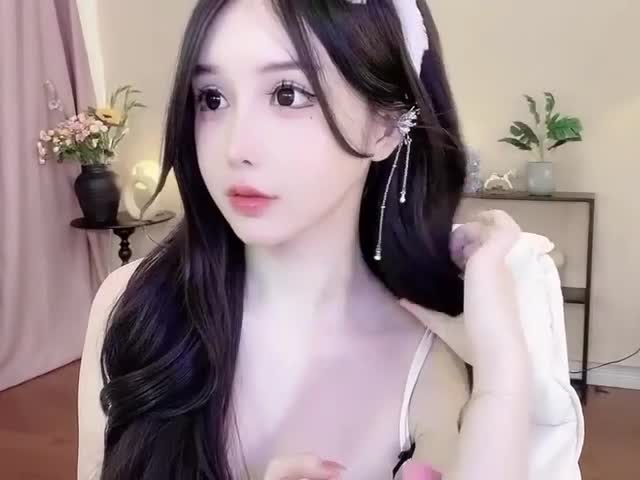 【stripchat重磅】顶级女神【DEE】精华大秀1