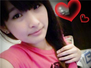 小情侣生活亲密照琉出