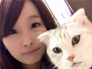 小情侣生活亲密照琉出