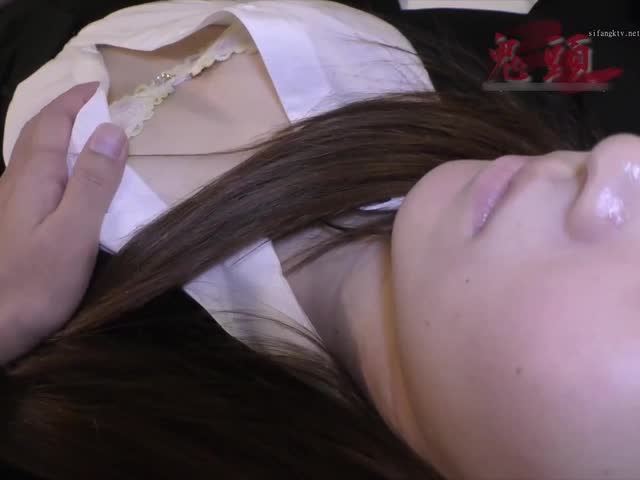 【mj】鬼头大神酒店里迷奸服务生