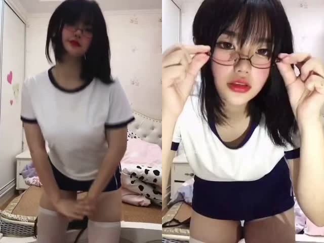 皮皮虾顶流网红反差婊 在下小羊 被老板调教 自慰裸舞视频 1