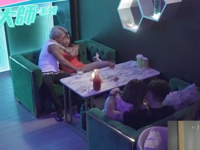 皇家华人RAS-0226  123搭讪术 跨年约妹计画 速约攻略-妍儿