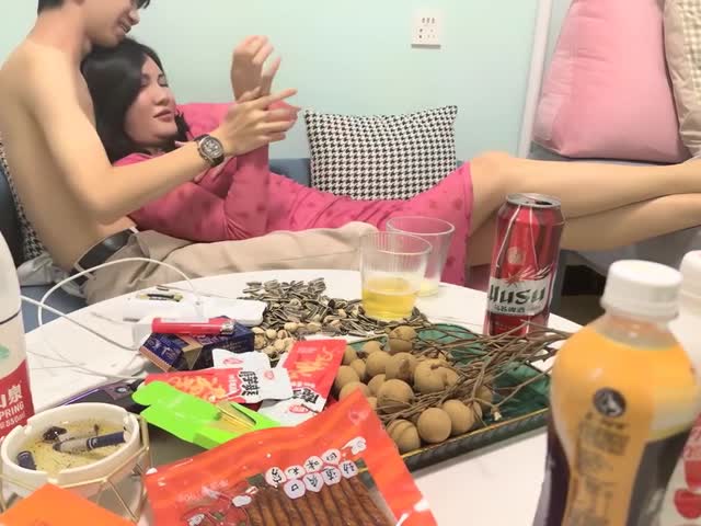 【瘦猴先生探花】约操良家少妇