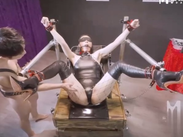 暗黑乐园RS-023-AV1调教部屋性爱 篇