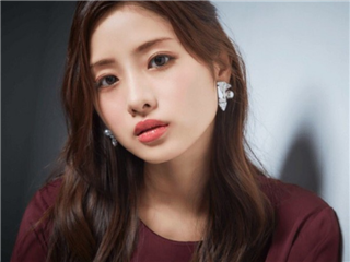 人工智能AI-日本正能量女神石原里美